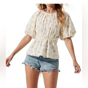 Astr Floral Puff Sleeve Blouse - Cream and Yellow